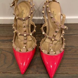 Hot Pink Valentino Rockstud Pump